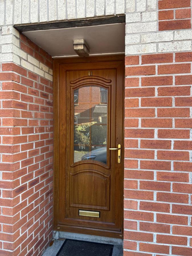 11 Parkmore Street, Ormeau Road, Belfast, Bt7 2Gt, 2 Bedroom House Exteriér fotografie