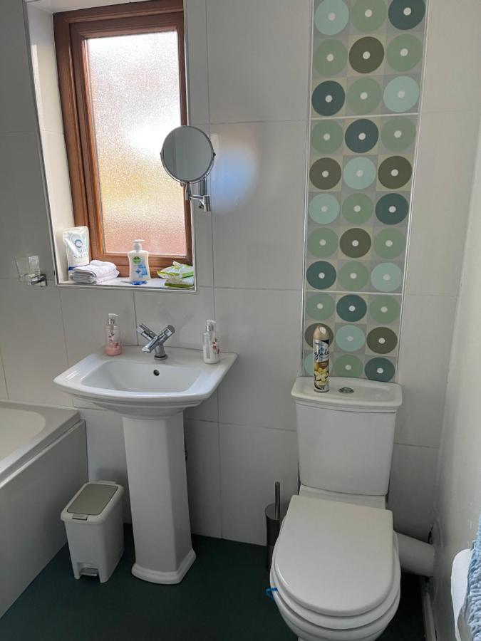 11 Parkmore Street, Ormeau Road, Belfast, Bt7 2Gt, 2 Bedroom House Exteriér fotografie